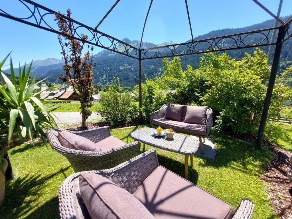 Haus Adrian Apartment Wald am Arlberg Exterior photo